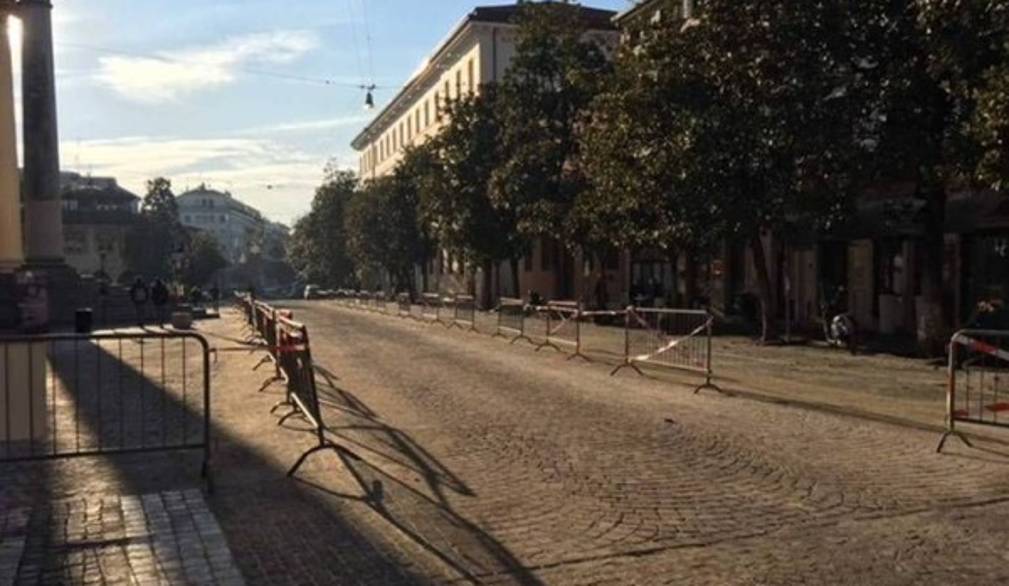 Ripavimentazione di piazza Duomo, lunedì si ricomincia