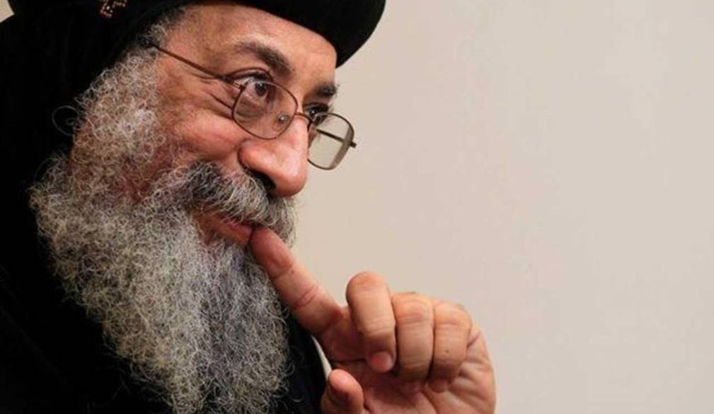 Papa in Egitto. Il benvenuto del papa copto Tawadros "Uomo pieno di Spirito Santo e testimone di pace"