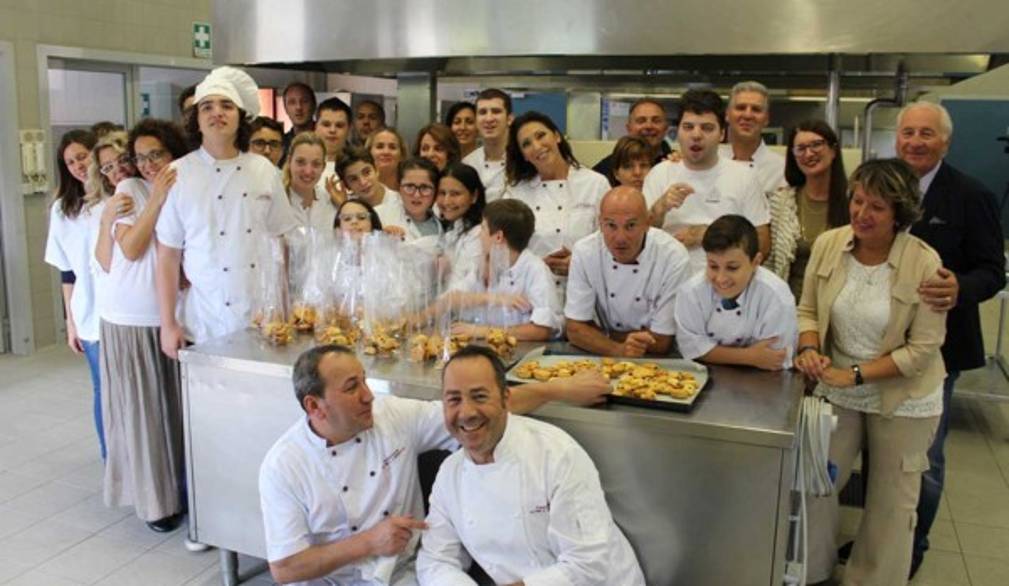Nascono i biscotti per l'autismo. Chef d'eccezione Sabrina Salerno