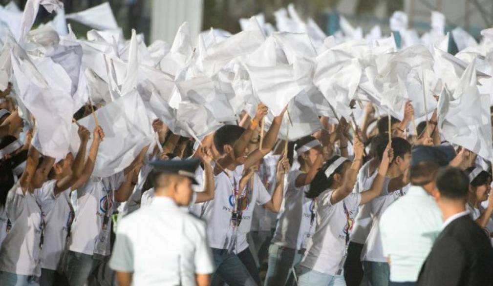 Ai poveri di Manila i soldi risparmiati per la visita del Papa