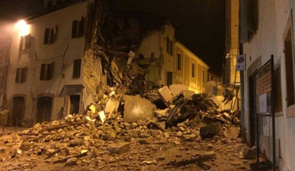 La terra trema ancora, Caritas e volontari raddoppiano gli sforzi