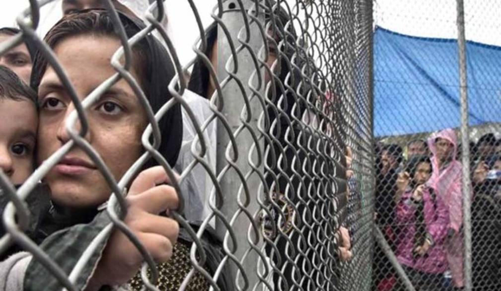 Papa: "Proteggere i migranti è un imperativo morale"