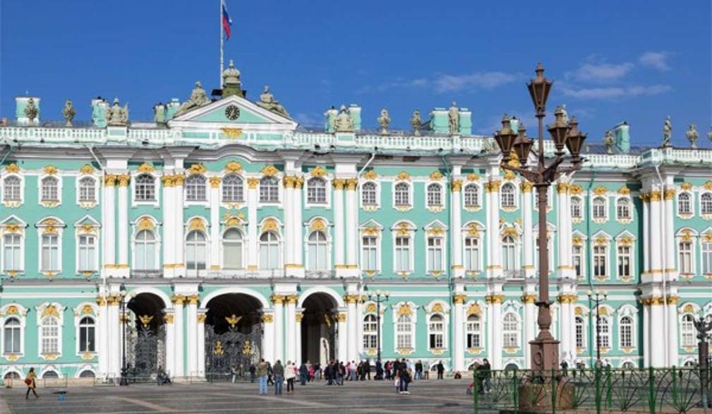 San Pietroburgo, Manildo firma un accordo con il prestigioso Ermitage