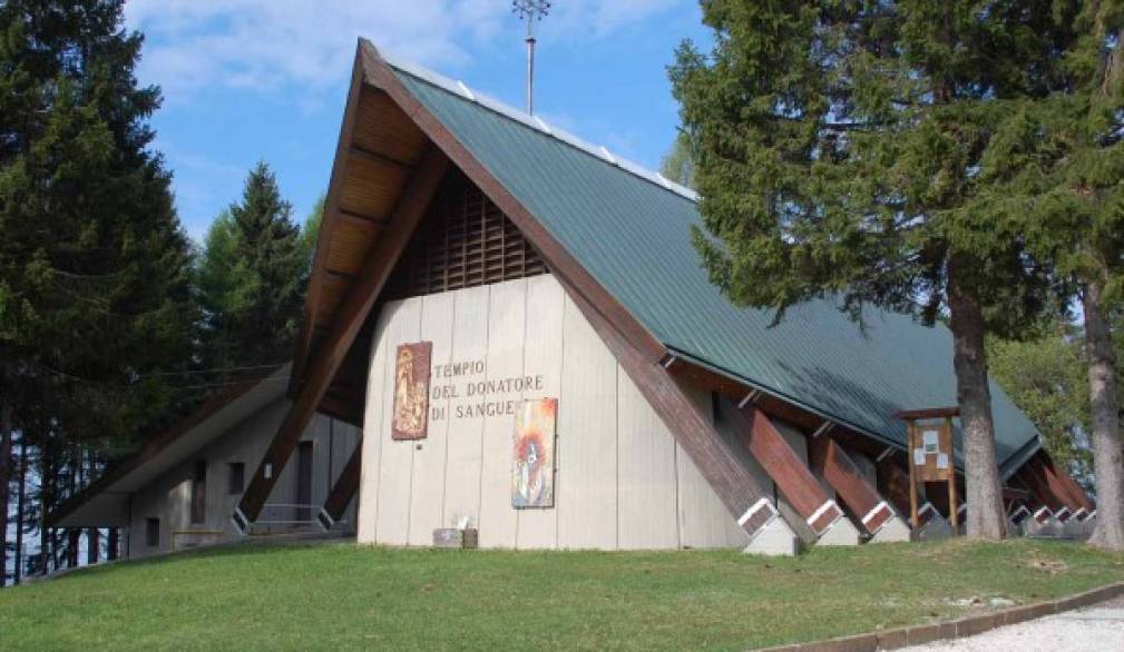 Aspettando l'adunata: festa a Pianezze per gli alpini-donatori