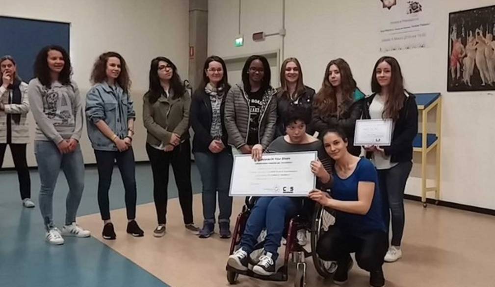 Con il concorso "Un your Shoes" gli studenti incontrano il mondo della disabilità