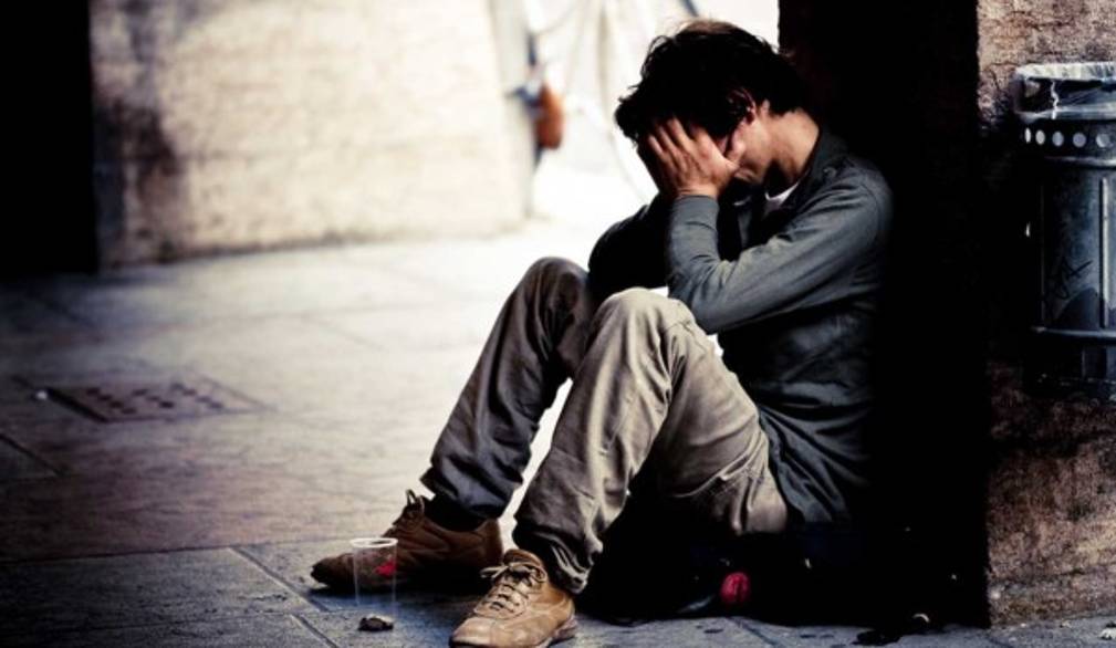 Il suicidio del giovane friulano. "Le sue parole non possono non scuoterci", dice mons. Mazzocato