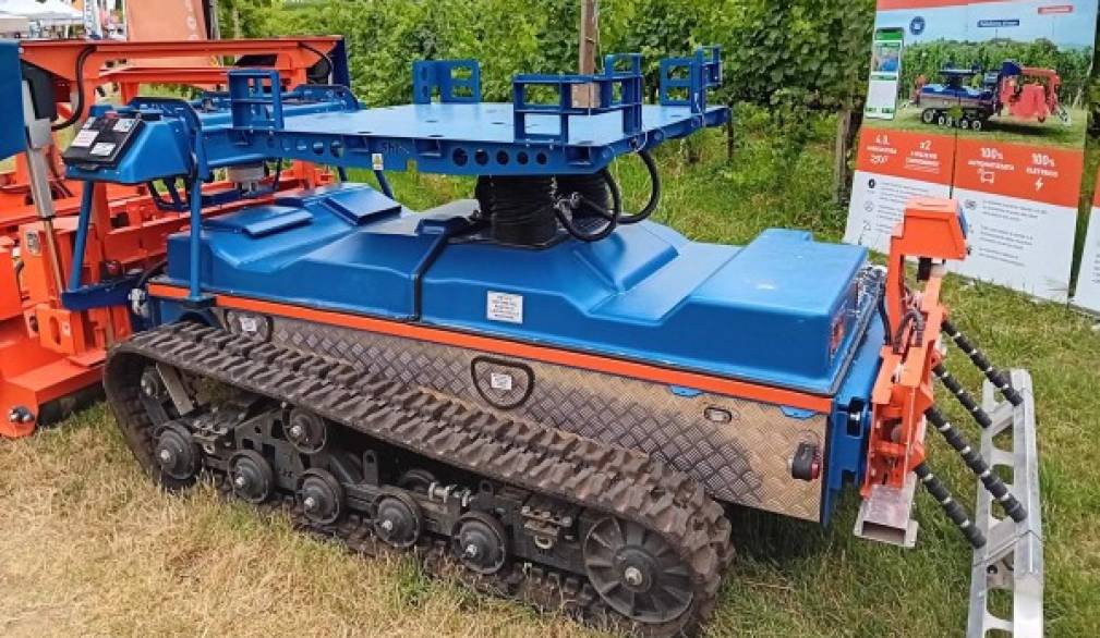 Nel vigneto presto lavorerà il robot elettrico autonomo