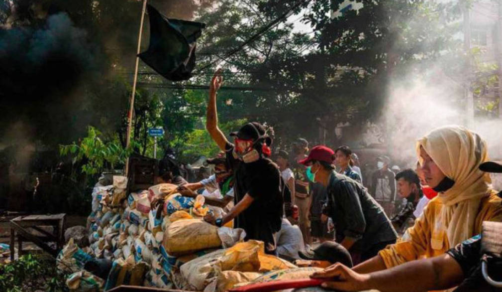Settant'anni di guerra in Myanmar