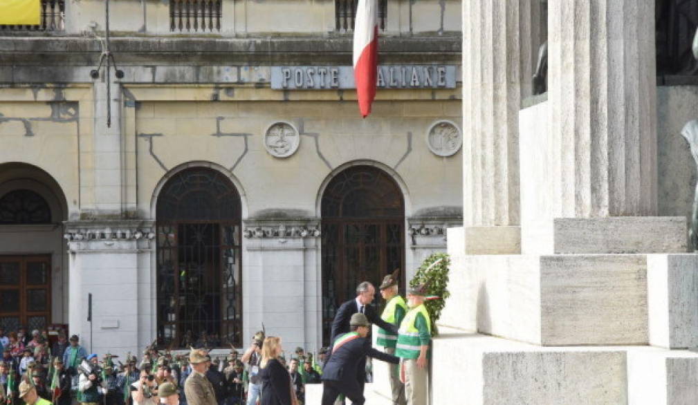 Alzabandiera! Inizia l'Adunata del Piave