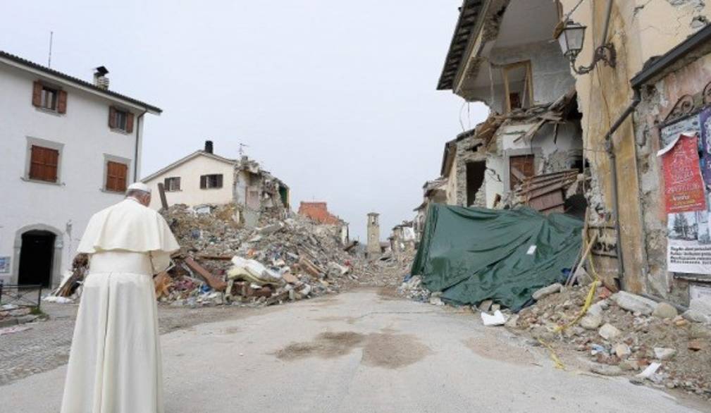 Prossimità fatta di preghiere e contatto diretto con la persone