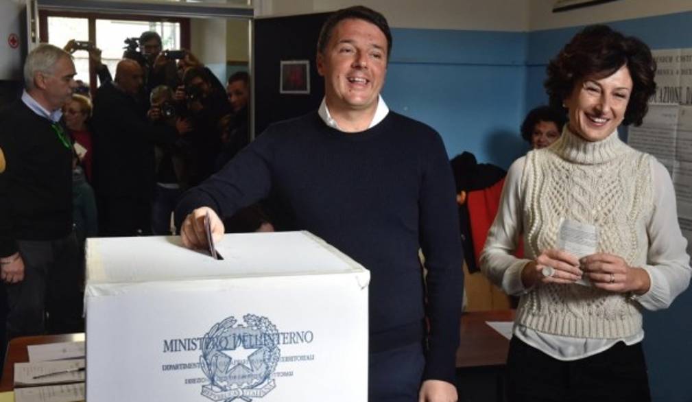 Il No sfiora il 60 per cento. L'Italia va a votare e dice no a Renzi. Oggi le dimissioni del premier