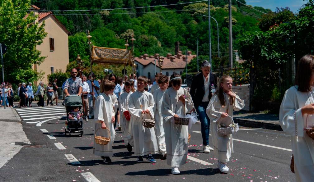 Collaborazione Valcavasia in cammino insieme: il Corpus Domini vissuto a Castelcucco