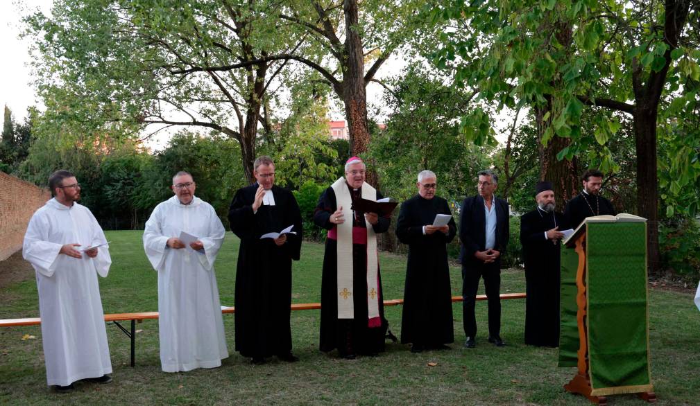 Veglia ecumenica: credenti in Cristo uniti per la cura del creato e per la pace