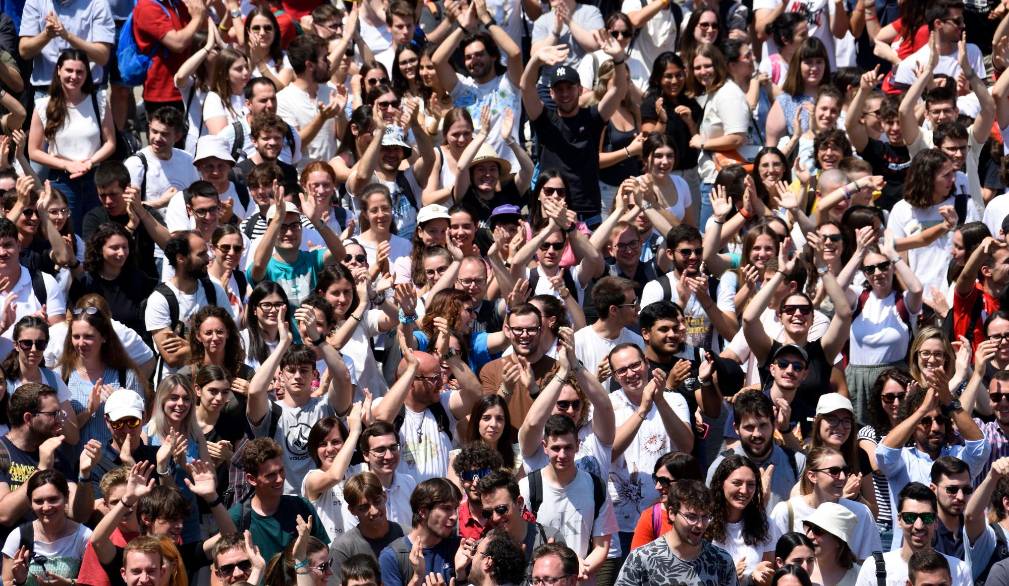Alcuni dei giovani del Triveneto al pellegrinaggio al Santo, a Padova, lo scorso giugno (Giorgio Boato)