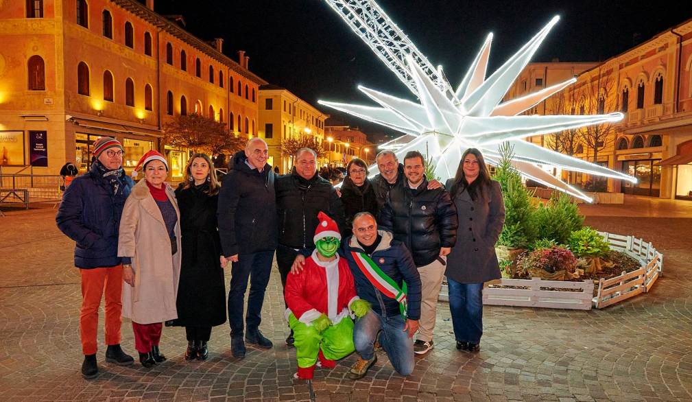 Accensione albero di Natale