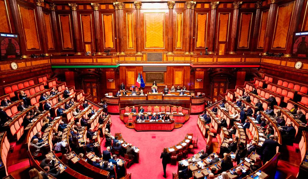 Via libera del Senato alla nuova legge elettorale, si torna alla Camera