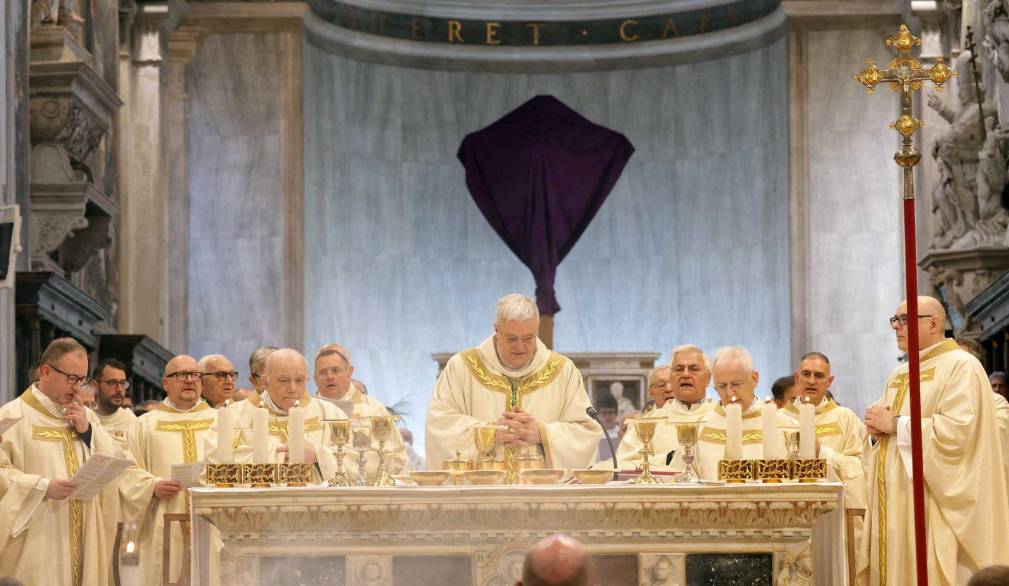 Messa crismale in Cattedrale: “Nella comunione tra noi, strumenti e testimoni dell’amore