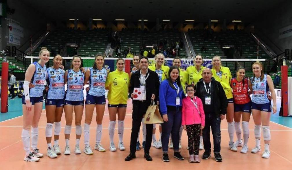 Treviso: un panettone a sostegno del Centro della Famiglia, per formare i genitori sui rischi dei social