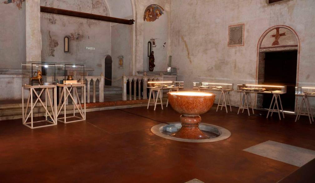 Le teche allestite in Battistero