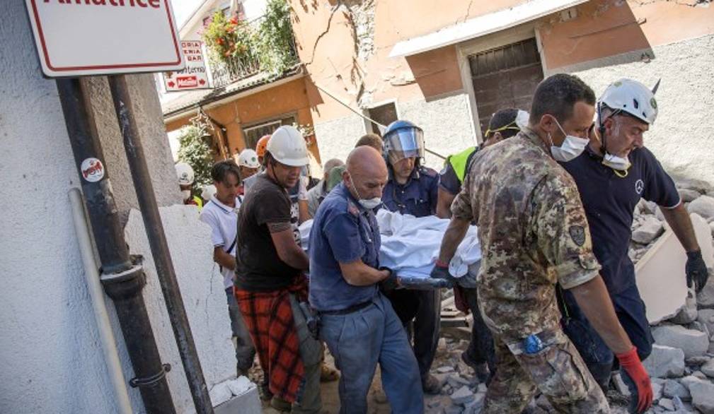 Terremoto: appello di mons. D’Ercole (AP): “La tenda è una soluzione di emergenza e deve durare il meno possibile”