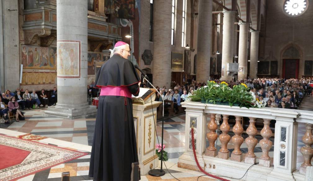Avviata davanti a oltre mille persone la Visita pastorale. Il Vescovo: “Riconosceremo insieme i doni di Dio”