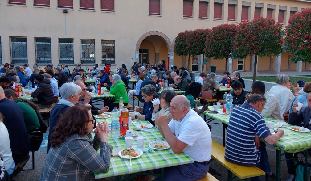 Casa della Carità: molte presenze all’iniziativa “Passi da noi?”