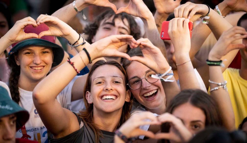 L’amicizia tra i giovani della Gmg (foto Sir/Siciliani Gennari)