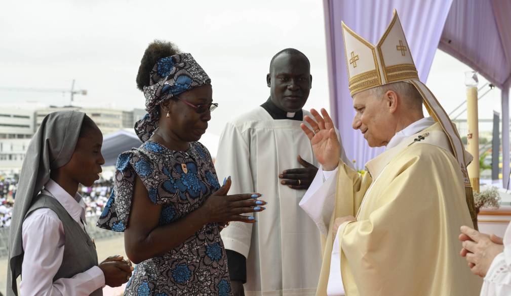 Papa in Angola: “costruire un mondo senza più guerre”