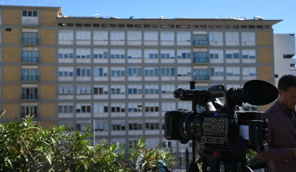Leone XIV: l’intervento si è concluso positivamente, riscontrato un adenocarcinoma