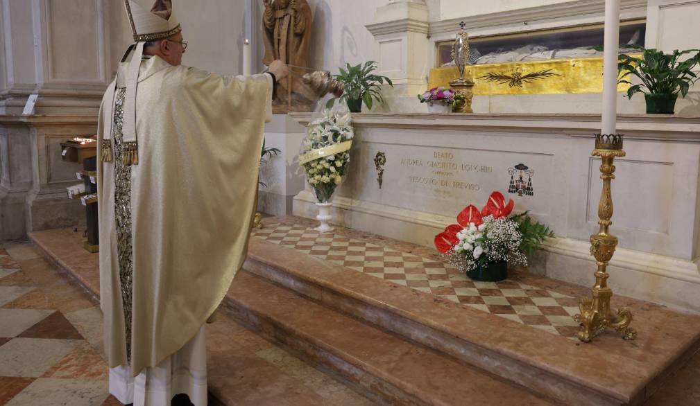 Nel 90° della morte, mons. Tomasi ricorda il beato vescovo Longhin: “Sentinella e inviato”
