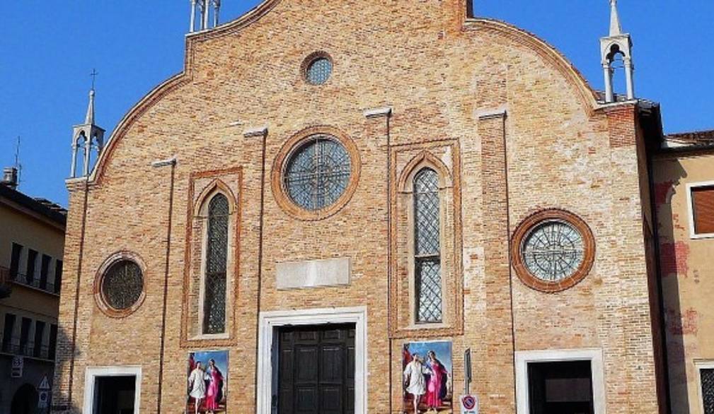 Solennità dell'Assunta: messa del Vescovo a Madonna granda con la cerimonia del cero
