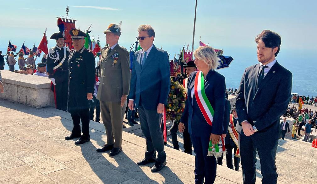 Italia e Austria commemorano i caduti sul Monte Grappa