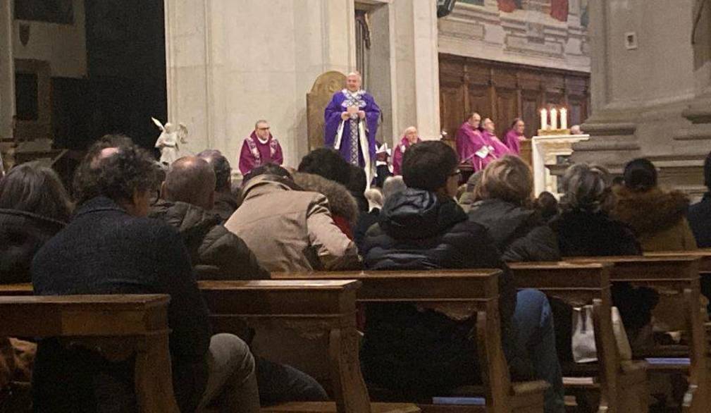 Tempi personali e comunitari di elemosina, di preghiera, di digiuno. “Saremo capaci di prenderceli?”. Il Vescovo nel mercoledì delle ceneri