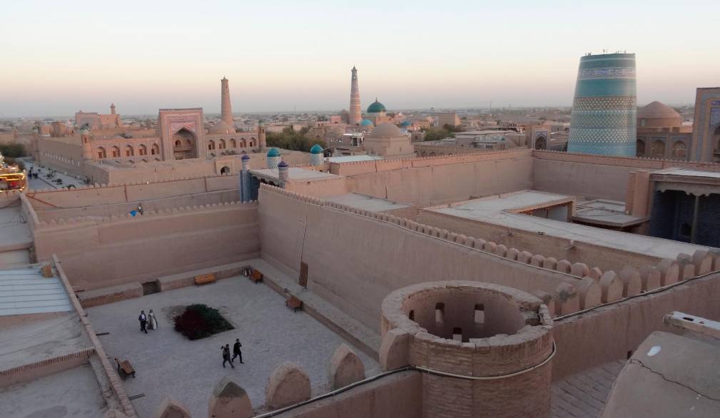 La città di Khiva, dalle mura
