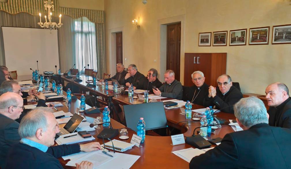 Vescovi del Triveneto: prosegue la preghiera delle diocesi per il Papa