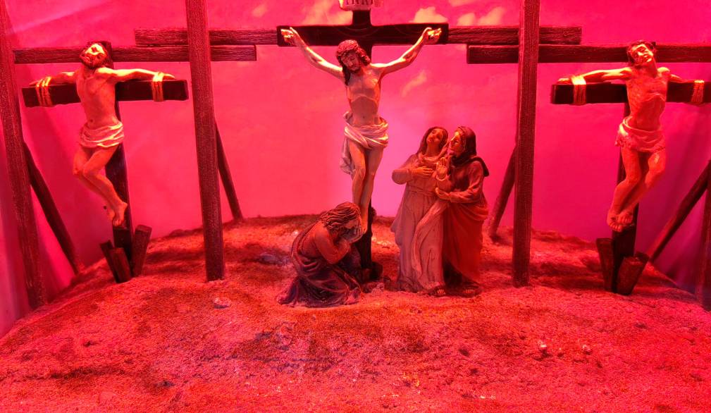 Conscio: le stazioni della Via crucis diventano meravigliosi diorami