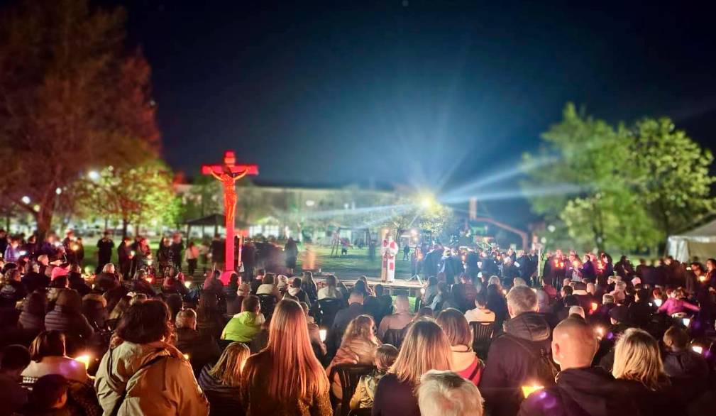 Collaborazione villorbese, comunità unite nella partecipata Via crucis