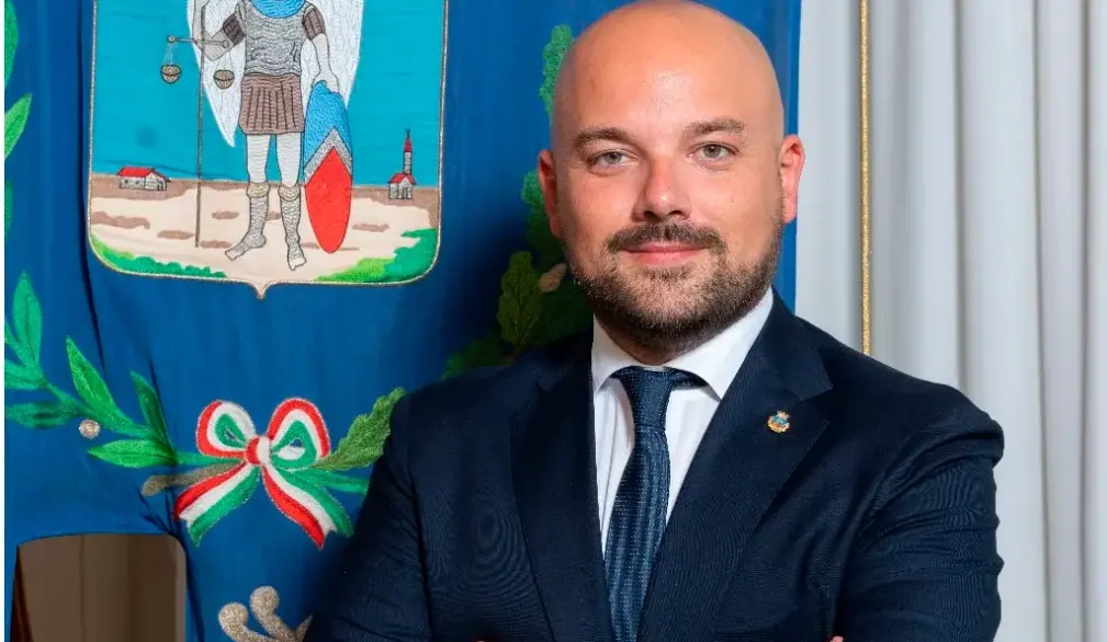 Polizia urbana a San Donà, le nuove regole spiegate dall’assessore Simone Cereser