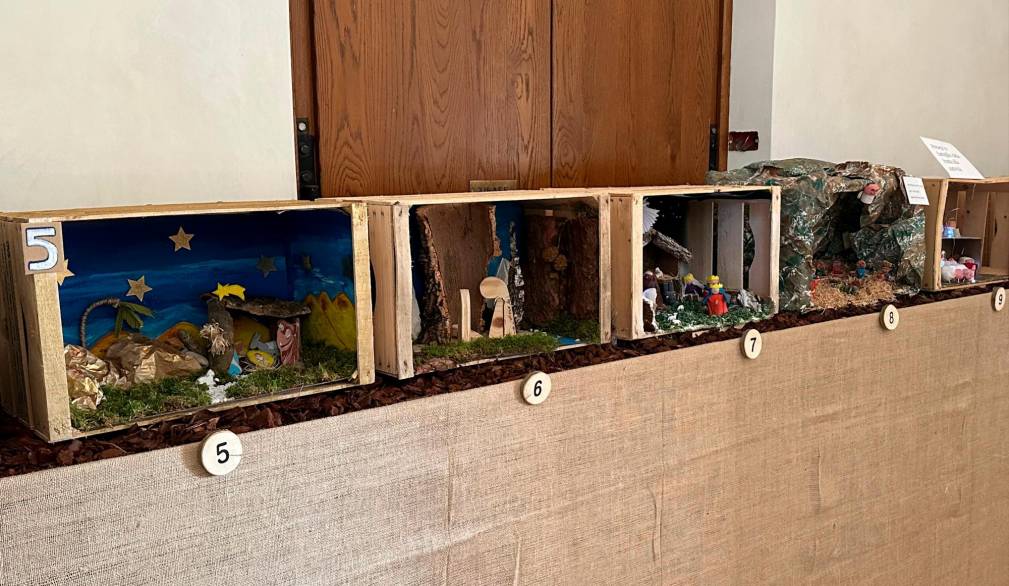 Barcon: in chiesa i... presepi in cassetta