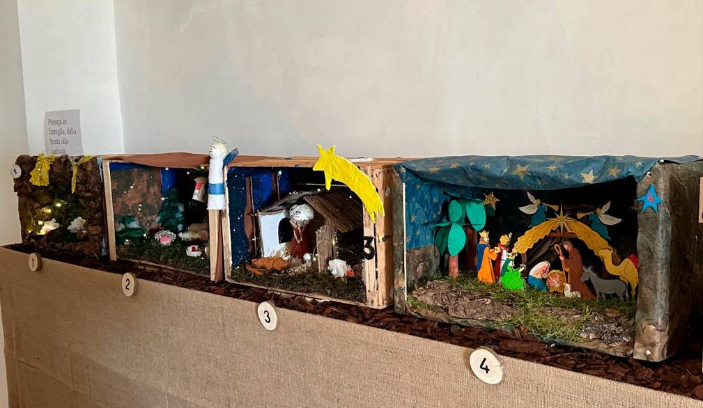 Barcon: in chiesa i... presepi in cassetta