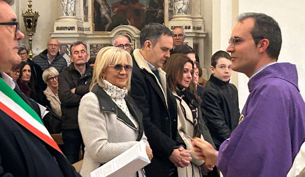 A Loria e a Castione don Luca trova una “famiglia grande”