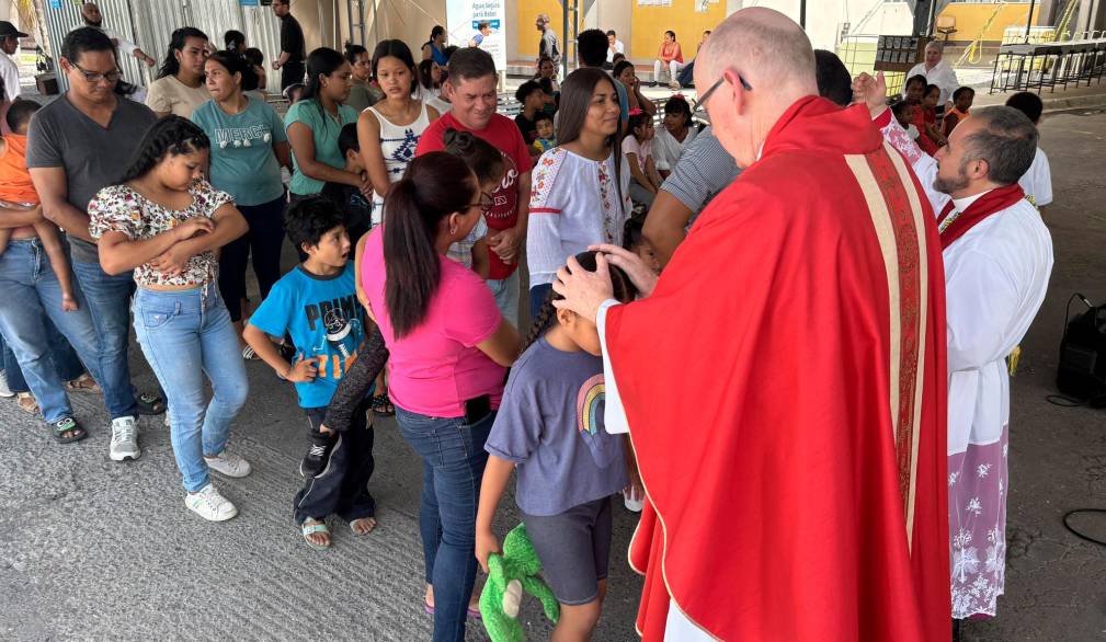 Il vescovo Cahill: “La remigrazione viola la dignità umana”