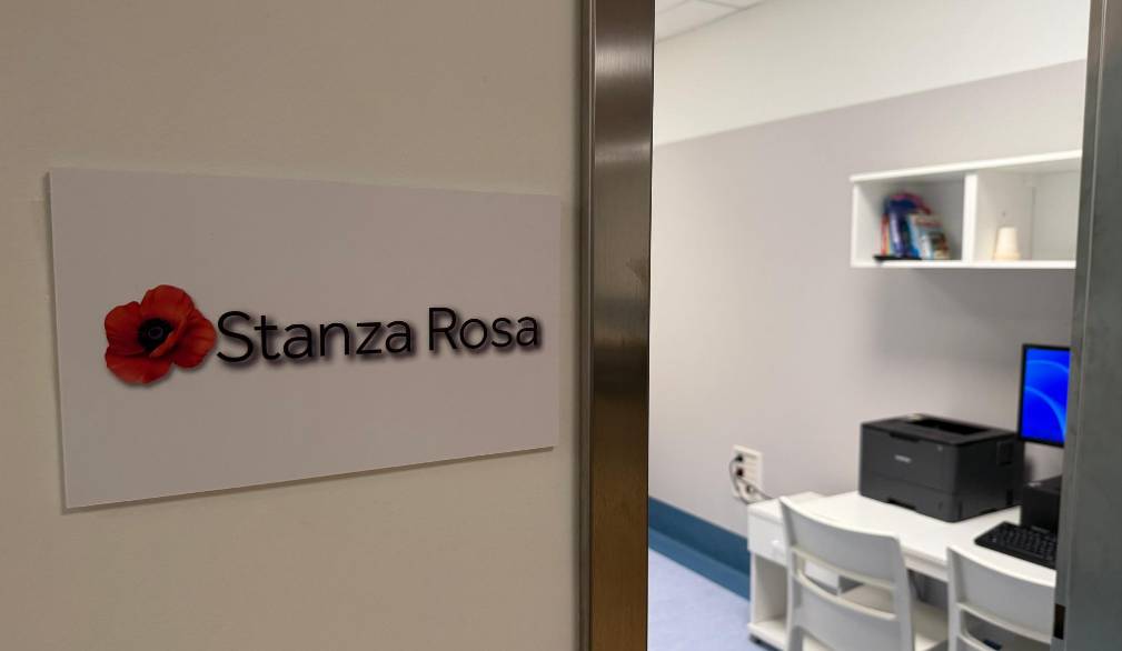 Castelfranco, inaugurata la Stanza rosa. Ospiterà donne e figli minori vittime di violenza