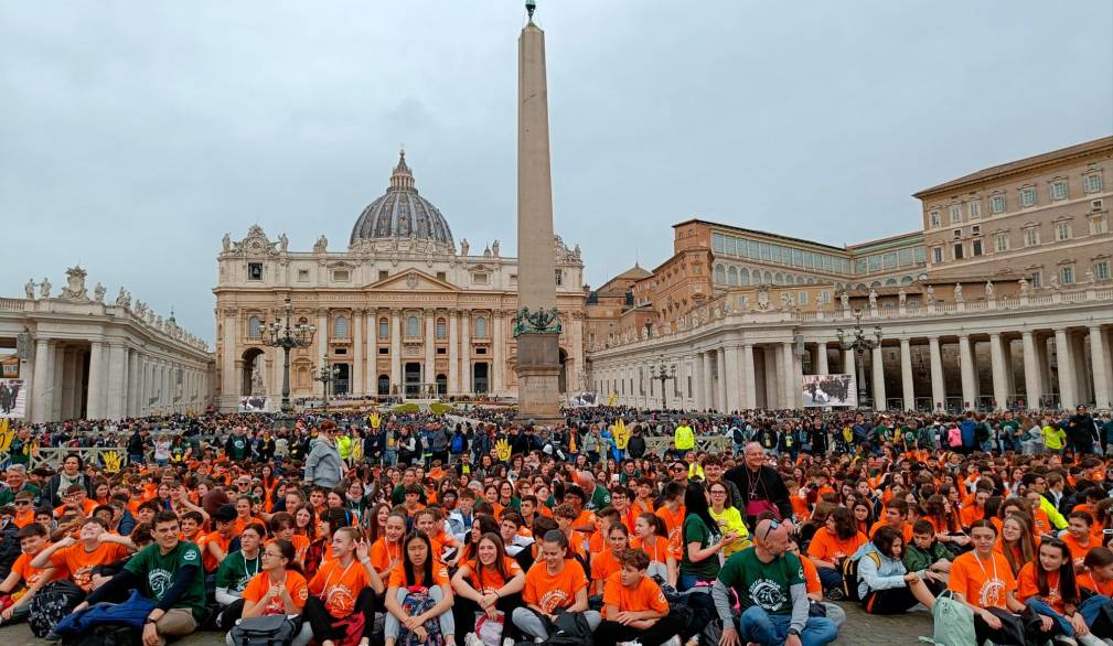 1.500 cresimati a Roma, “le nostre pietre vive”
