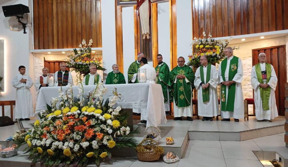 Viaggio del Vescovo in Ecuador, alla scoperta di tracce di Vangelo e umanità tra gli altipiani andini