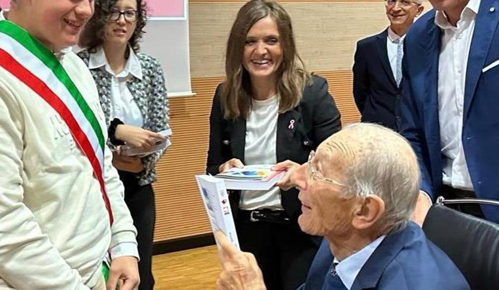 E’ morto il senatore Angelo Pavan, vero servitore delle Istituzioni