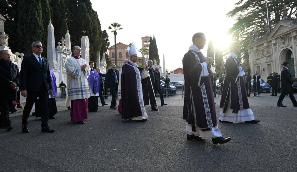 Mercoledì delle Ceneri, Leone XIV: “Sentire il peso di un mondo che brucia”