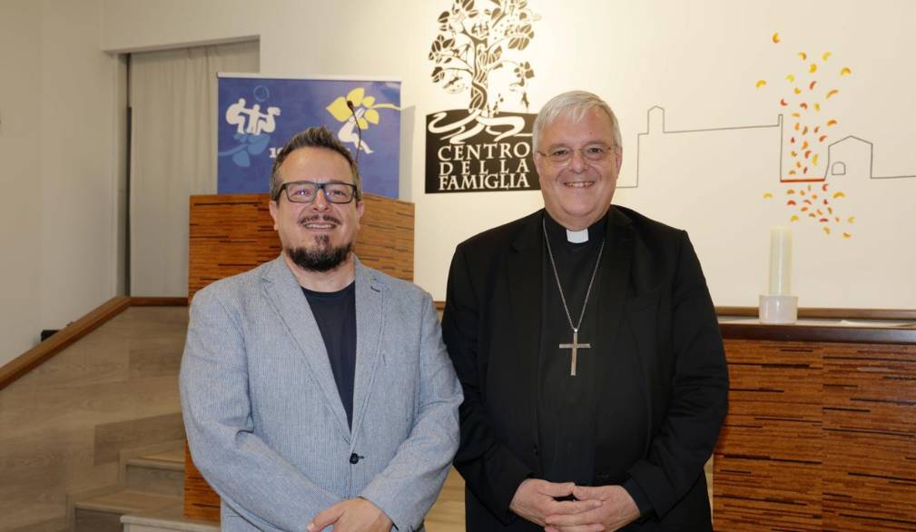 Adriano Bordignon con il vescovo Michele Tomasi
