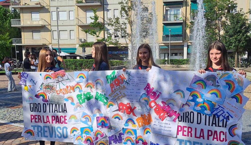 Giro d’Italia per la pace: oltre mille partecipanti a Treviso