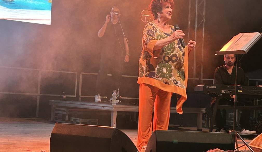 Tutto esaurito a San Zenone per Orietta Berti e le canzoni della nostra storia